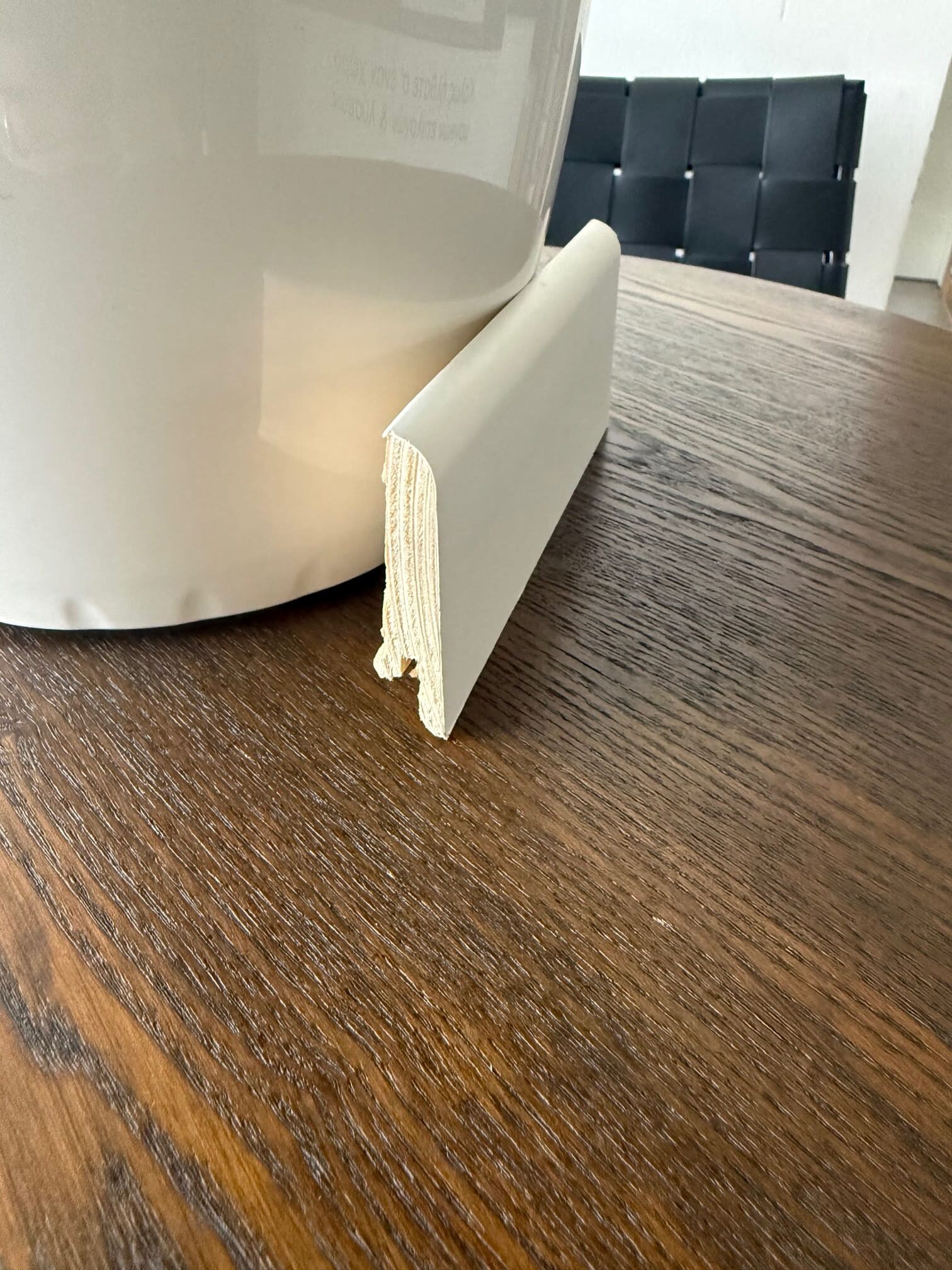 Skirting white veneer (can be painted) 15x60x2500 mm - YL0606 - Image 2