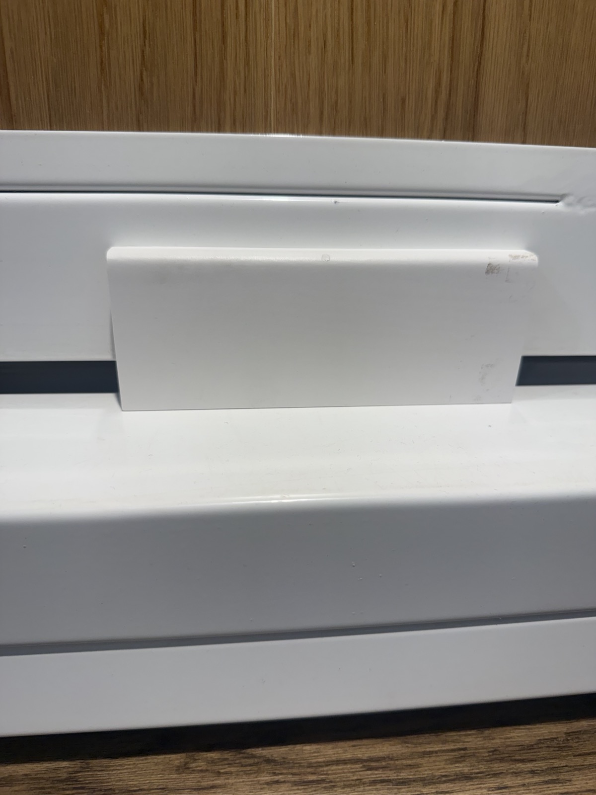 Skirting white veneer (can be painted) 15x60x2500mm - YL0639